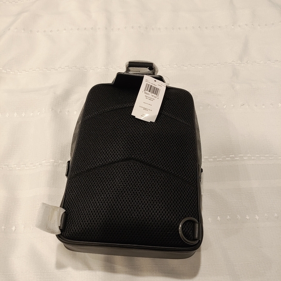 Coach Track Pack in Signature Canvas